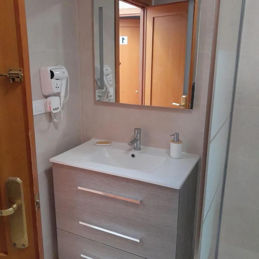 Djm Palms - Shared Casa Rural - Casa Rural Compartida - No Es Una Casa Privada Ayora Extérieur photo